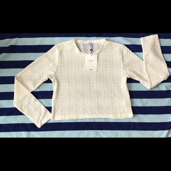 Zara Tops - ZARA circular Trafaluc White Top Juniors Large